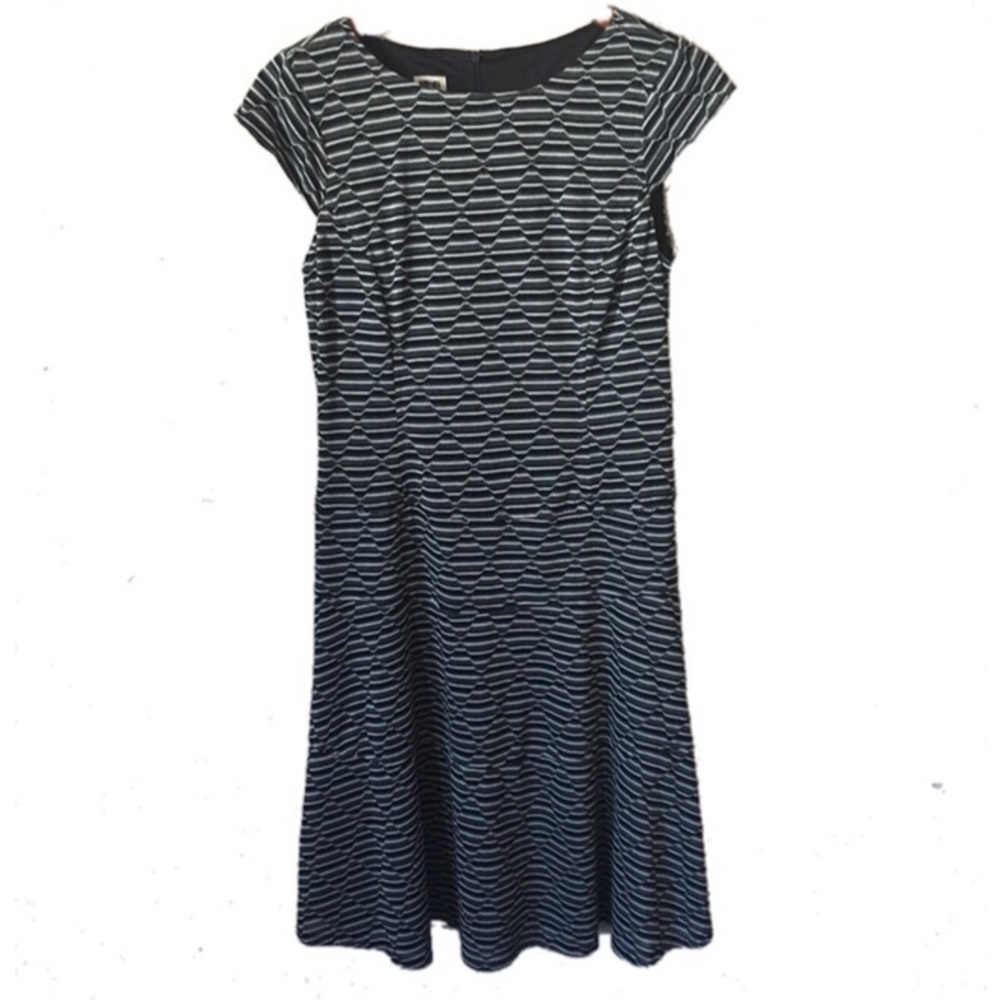 [Anne Klein] Black & White Cap Sleeve Dress Size 8